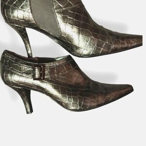 Anne Klein Iflex Short Boots with heels